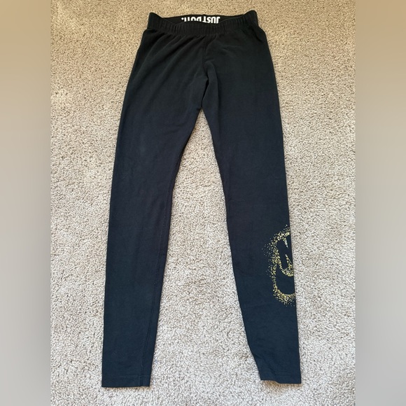 Nike Pants - Nike Leggings Black with Gold Small